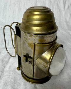 lot 81 image: Vintage Brass Bicycle Lamp 5 H