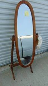 lot 3A image: Wood Floor Cheval Mirror
