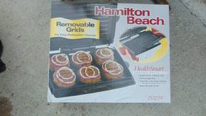 lot 15 image: Brand New Hamition Beach Grill