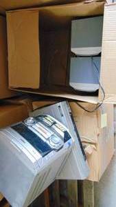 lot 30 image: Philps Shelf Radio, CD, Cassette and Radio Player and 4 Head VHSDVD Recorder Player with Remote