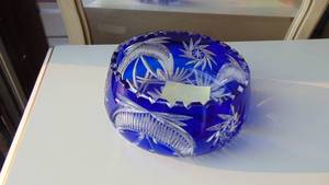 lot 55 image: Large Crystal Blue Cut to Clear Bowl