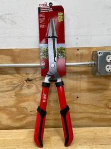 lot 109 image: Bond Hedge Shears