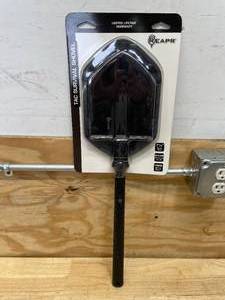 lot 114 image: Reapr TAC Survival Shovel