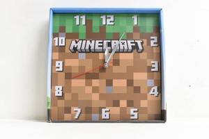 lot 68 image: Minecraft Wall Clock
