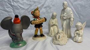 lot 104 image: Vintage Goebel Bundle of Accordion Boy #185, Dumbo #DIS 122 and Nativity Figures