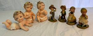 lot 105 image: Vintage Napco Collection of Piano Babies and Napcoware Children Figurines