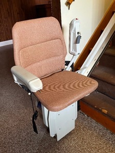 Stannah Stairlift/Chair Lift Model 420 Saxon
