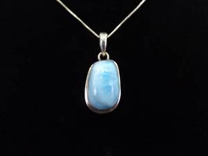 lot 2 image: .925 Sterling Silver Larimar Cabochon Pendant Necklace