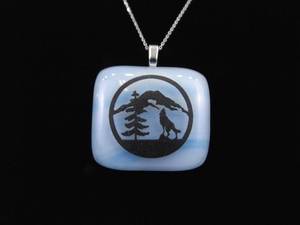 lot 5 image: .925 Sterling Silver Blue Lace Glass Wolf Mountain Pendant Necklace
