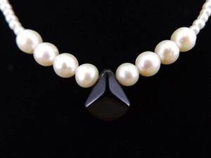 lot 33 image: .925 Sterling Silver Genuine Pearl and Onyx Necklace