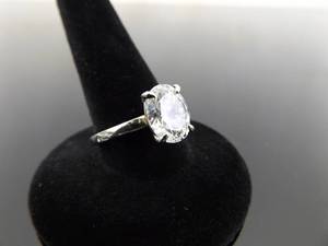 lot 77 image: .925 Sterling Silver Oval Zirconia Ring Size 6.25