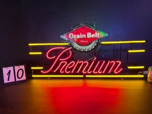 lot 10 image: Grain Belt Premium Beer, with logo and gold stripes, neon sign