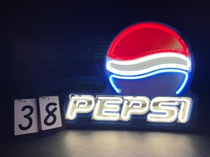 lot 38 image: Pepsi double stroke neon with white letters