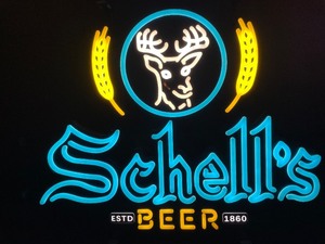 lot 73 image: Schells stag LED