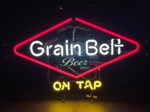 lot 105 image: Grain Belt Beer On Tap,neon sign