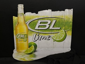 lot 129 image: Bud Light Lime tin tacker, NOS