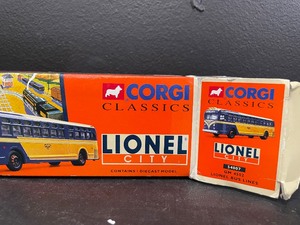 Corgi Classics Lionel City diecast model GM Bus, IOB