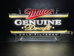 lot 195 image: Small MGD, Miller Genuine Draft Cold-Filtered lit marquee sign