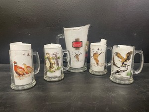 lot 181 image: Schmidt Beer Collector Set of 1 glass pitcher and 4 glass mugs with wildlife artwork