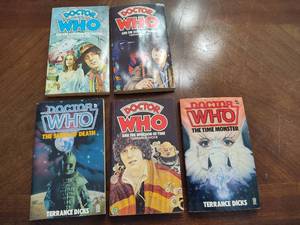 lot 57 image: Lot #1 Doctor Who Books