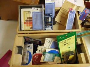 lot 28 image: Lot of Sewing & Tapestry Needles & Some Threads