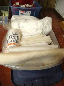lot 49 image: Bin of Crafting Sizes Quilt Batting