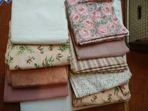 lot 65 image: Eight Pieces Cotton Prints, 3-4 Yards Each