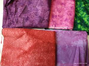 lot 81 image: Five Cuts Vibrant Cottons, 3-4 Yards Each