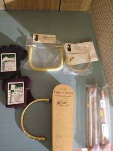 lot 138 image: Purse Handles, Tailor Clapper, Knitted Cuffs, Tapestry Dowels