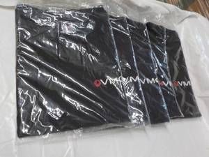 lot 18 image: 5 ct Hanes T-shirts size M...
