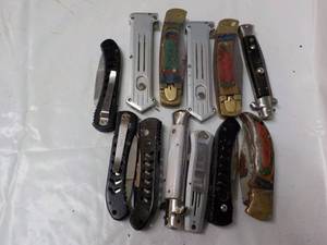 lot 41 image: Knives   ...