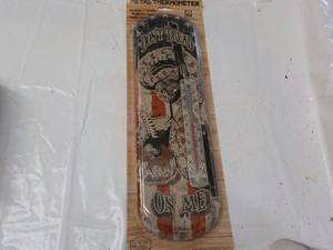 lot 45 image: Metal Thermometer 17...