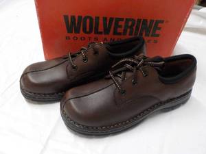 lot 46 image: Wolverine Dark Brown Oxford size 8....