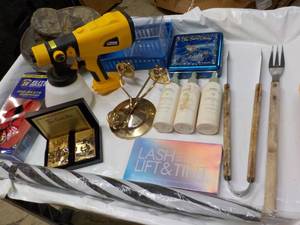 lot 83 image: Random Lot of Everything Pictured...