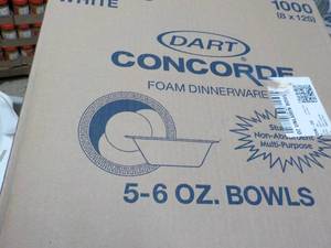 lot 111 image: Case of Dart Concorde Foam Dinnerwa...