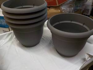 lot 125 image: 5 ct Bloem Living Self Watering Gre...