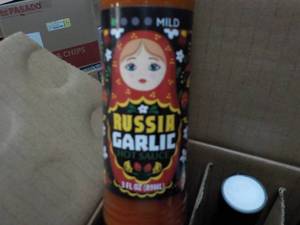 lot 141 image: Case of 36 Russia Garlic 3 oz Bottl...