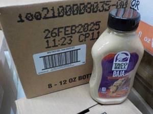lot 152 image: 8 ct Taco Bell 12 oz BAJA Sauce...