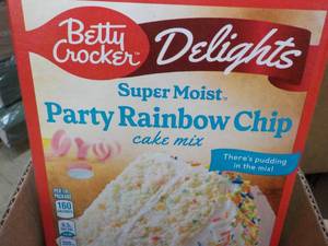 lot 154 image: 6 boxes Betty Crocker Party Rainbow...