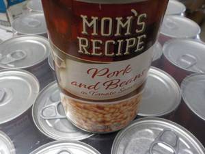 lot 160 image: 24 pack Moms Recipe 15 oz cans Por...