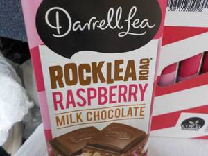 lot 163 image: Box of 12 Darrell Lea RockleaRaspbe...