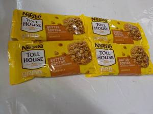 lot 171 image: 4 bags Nestle 11 oz Butterscotch Mo...