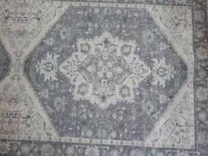 lot 229 image: Wyatt and Ash 2 ft x 6 ft Darya Gre...