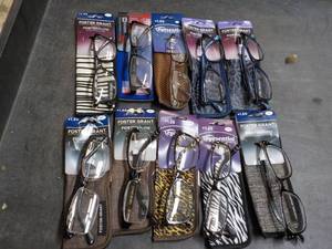 lot 251 image: 10 Pair Readers and Cases - various...