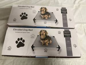 lot 29 image: 2 Elevated Dog Benches - Medium Weight