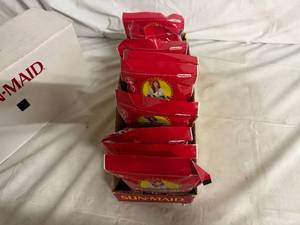 lot 155 image: 9 Packs of Sun Maid Raisins