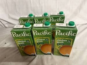 lot 163 image: 6 Boxes of Pacific Foods Organic Chicken Broth