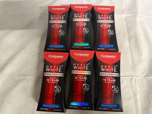 lot 171 image: 6 Bottles of Colgate Optic White Pro Series Toothpaste