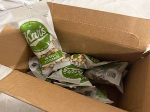 lot 207 image: 12 Bags of Kars In-Shell Pistachios