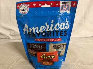 lot 215 image: Bag of Hersheys Americas Favorites Sharing Assortment